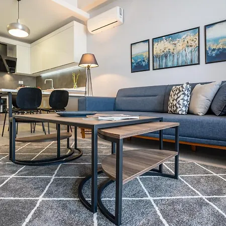 Stylish Urban Apt- Soak Up The City's Vibes اسطنبول